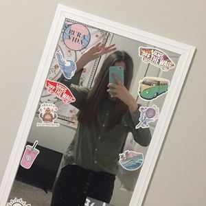 Super cute green button up shirt